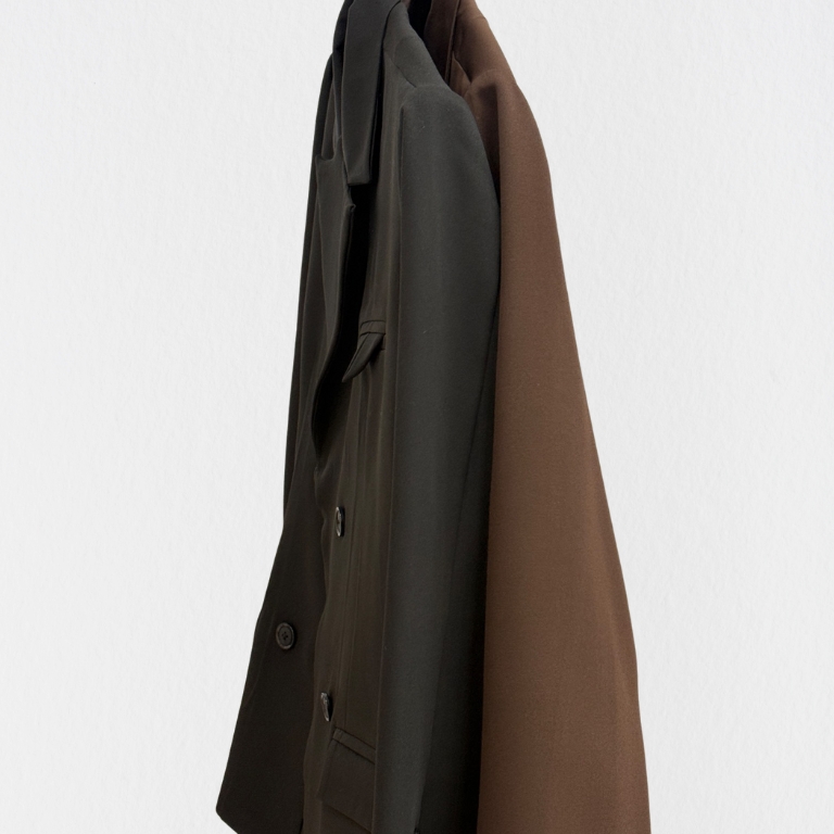 ست کت و شلوار لیزا مازراتی کد 0142