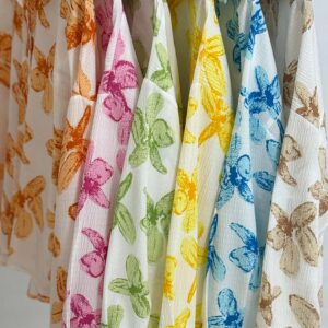 شومیز سوگل اطلس گلدار کد 0258